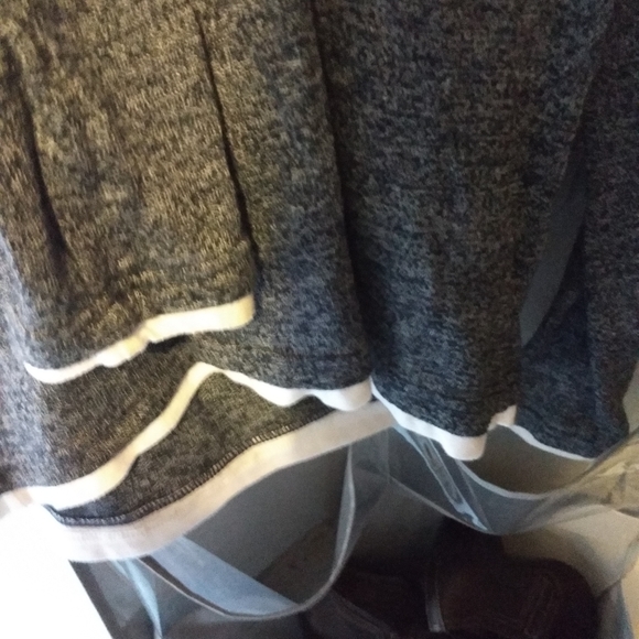 Abercrombie and Fitch longsleeve soft shirt - Picture 4 of 4